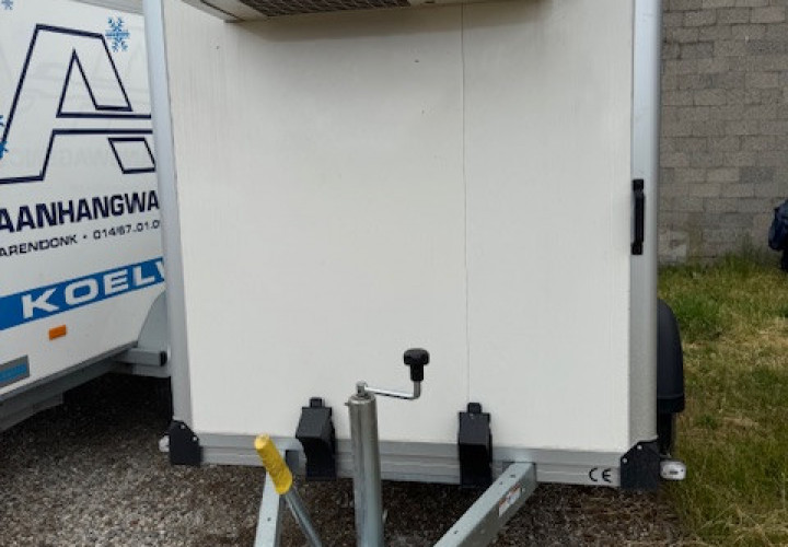 Koelwagen 1 as ongeremd 1 deur