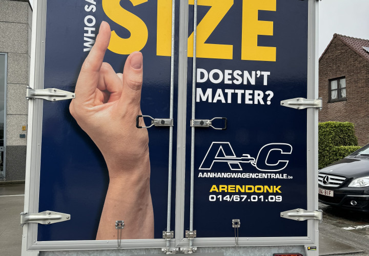 Gesloten Variant trailer 500x199x208